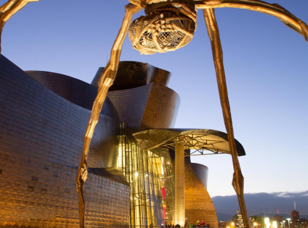 Clasico Y Funcional Vivienda Turistica Centro Bilbao Eksteriør billede